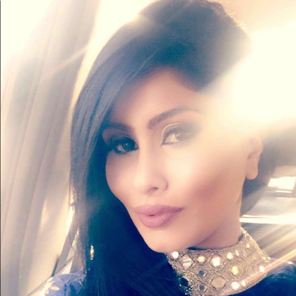 Meet your Posher, Manny - Picture 1 of 1